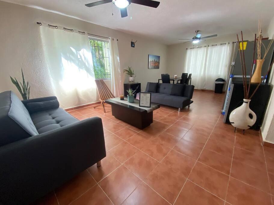 Peach35 Apartamento Centrico, 5 Min De La Playa Cancún Extérieur photo